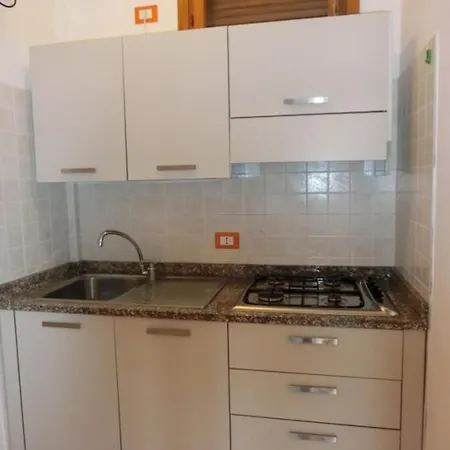 Apartment Cozy Flat With Terrace And Lift - Beahost