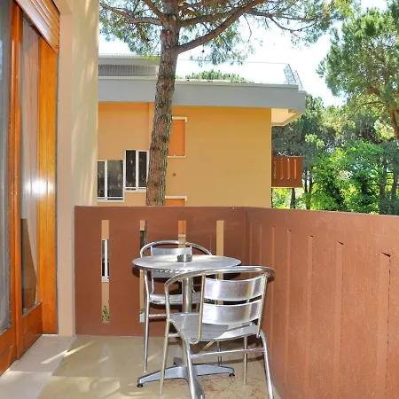 Cozy Flat With Terrace And Lift - Beahost Apartment Bibione