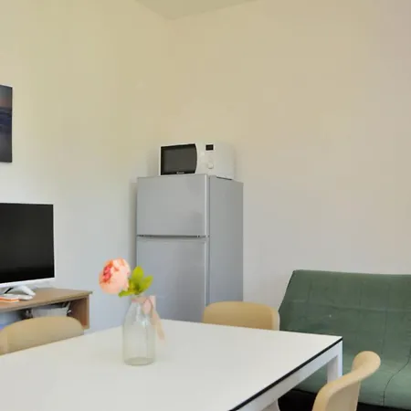 Cozy Flat With Terrace And Lift - Beahost Bibione