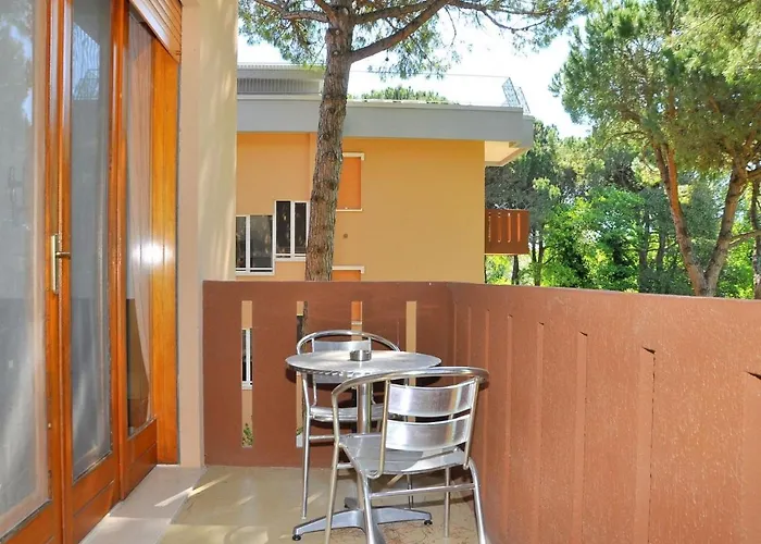 Cozy Flat With Terrace And Lift - Beahost Apartment Bibione