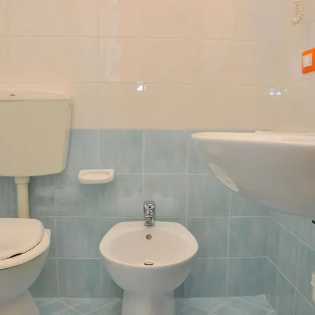 Cozy Flat With Terrace And Lift - Beahost Bibione